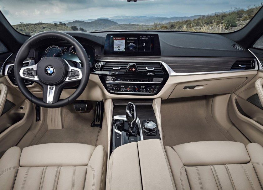 БМВ 530d XDRIVE 2019