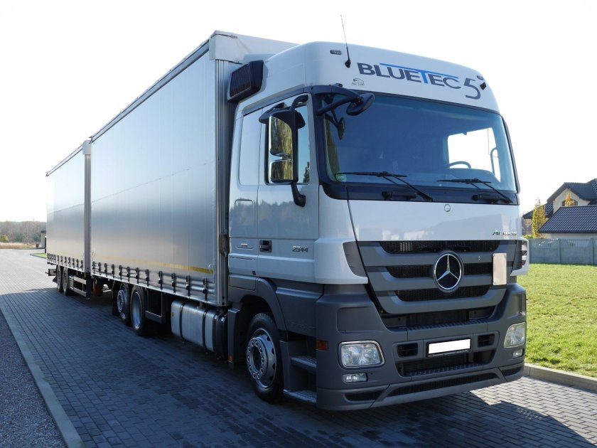 Мерседес Актрос 2544