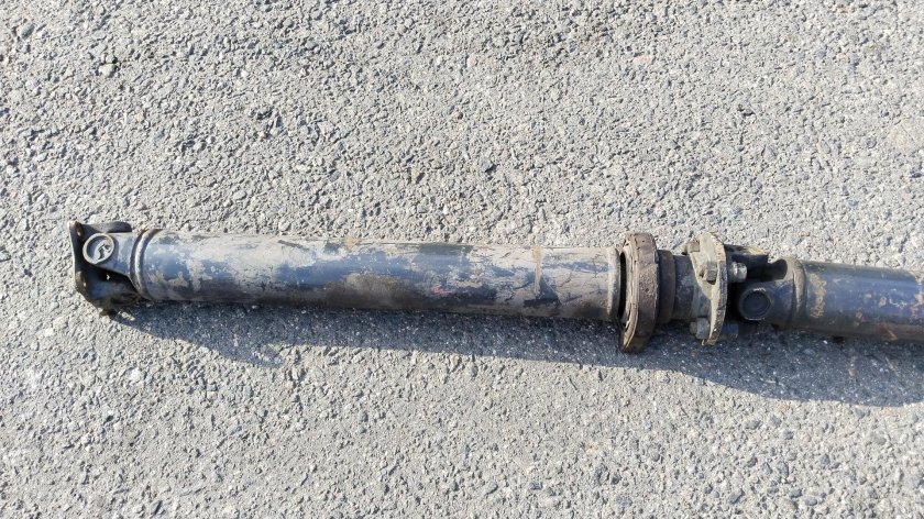 Кардан вал карданный