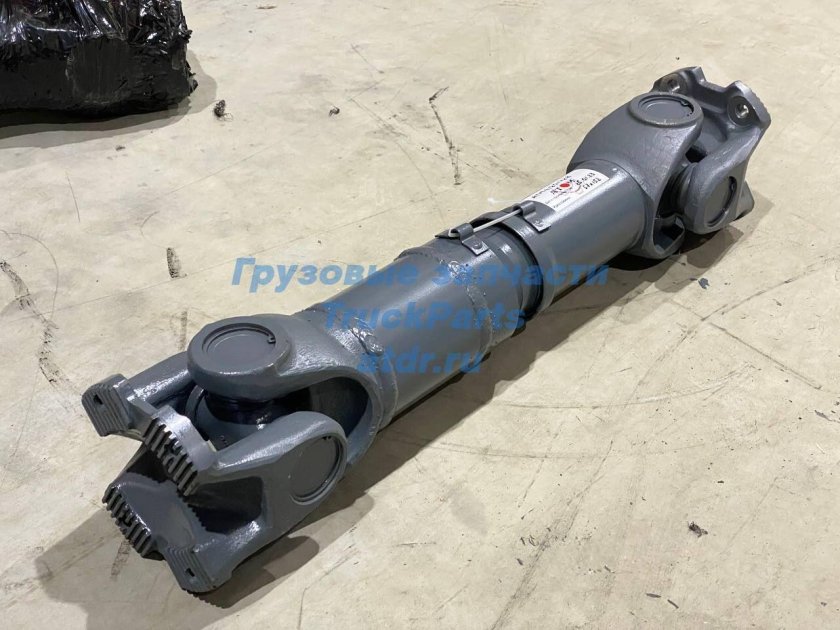 Крестовина переднего кардана Ивеко тракер