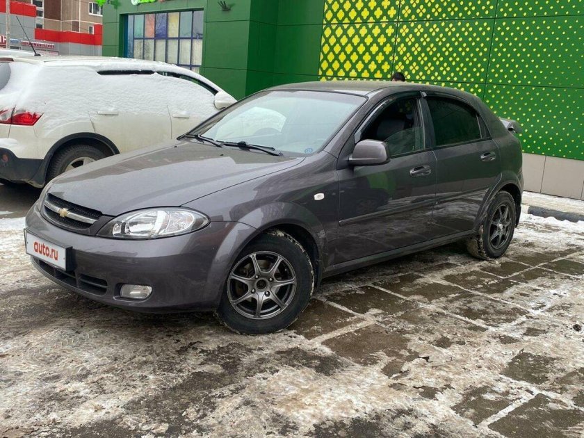 Шевроле Лачетти серая