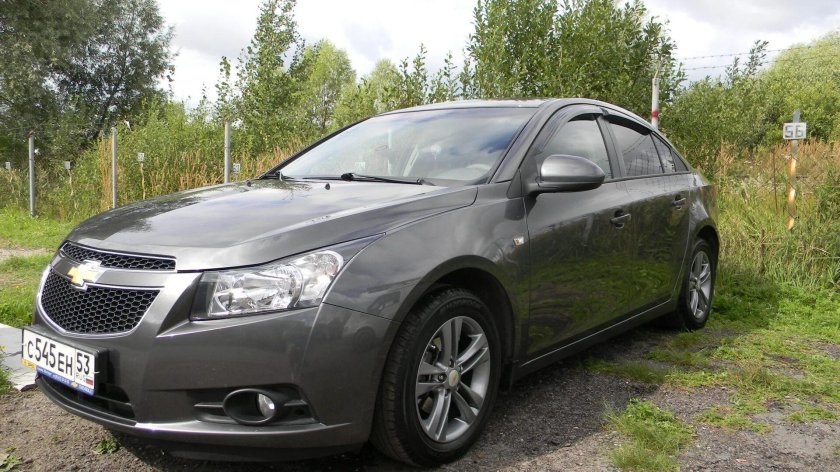 Chevrolet Cruze Grey