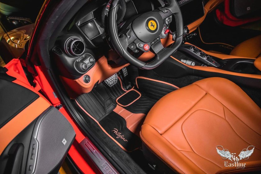 Феррари Портофино салон