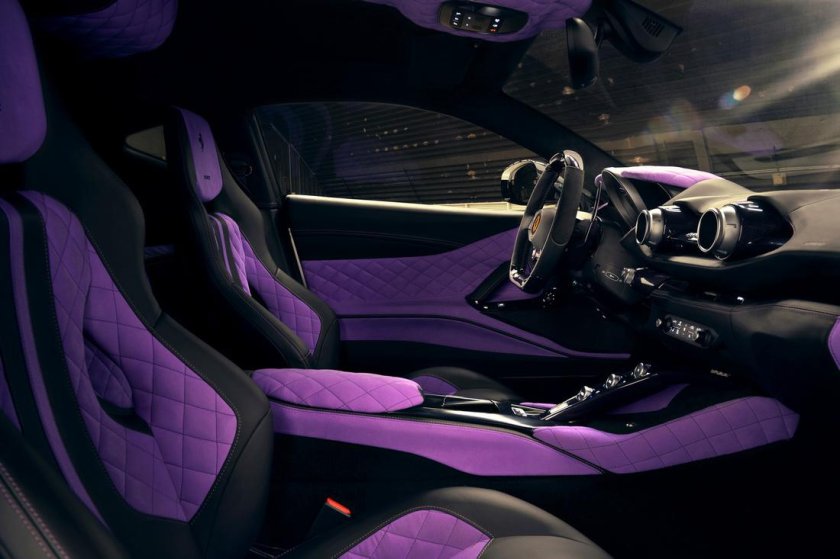 Ferrari 812 Superfast Interior