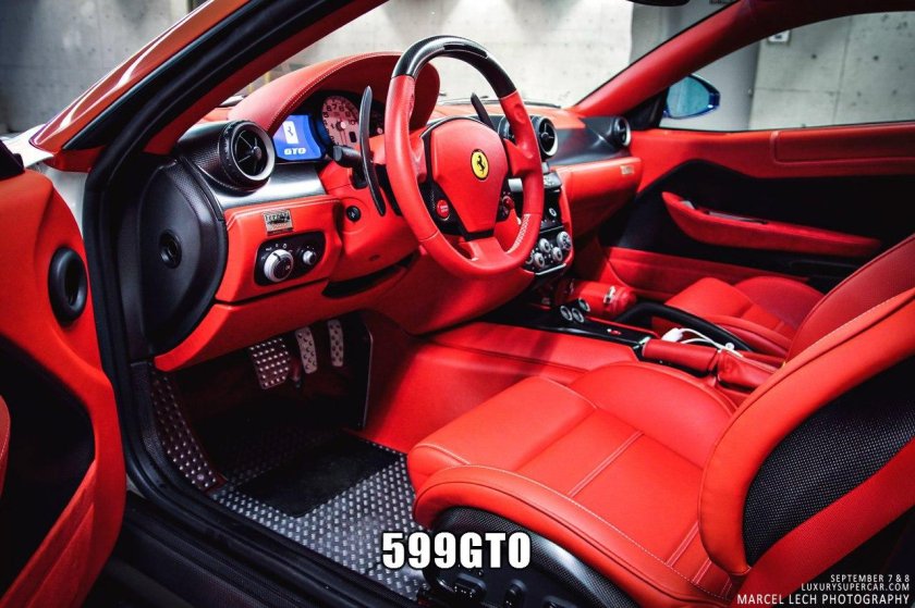 Ferrari 599 GTO Interior