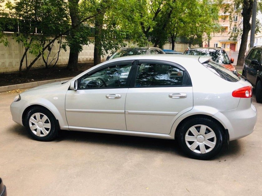 Chevrolet Lacetti 2011 хэтчбек