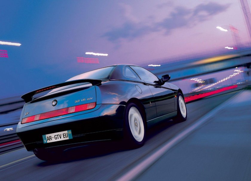 Alfa Romeo GTV