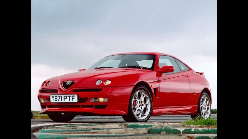 Alfa Romeo GTV 916