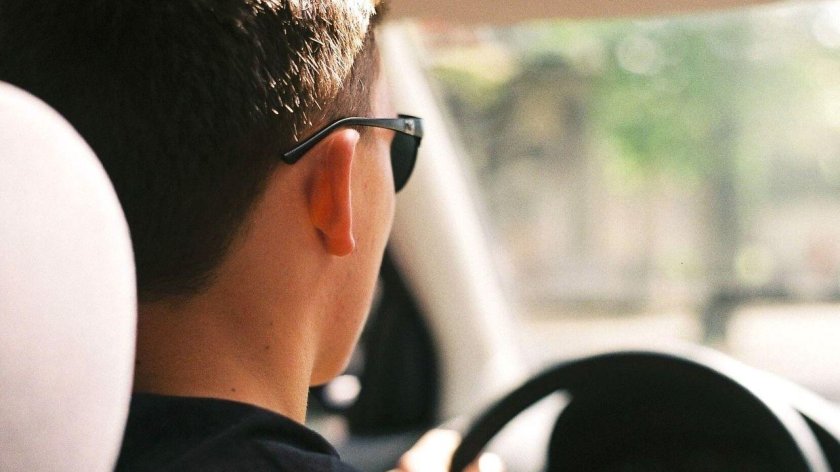 Водитель с плохим зрением