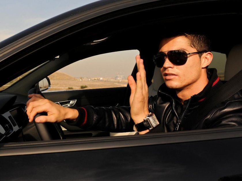 Тимур Мстоян