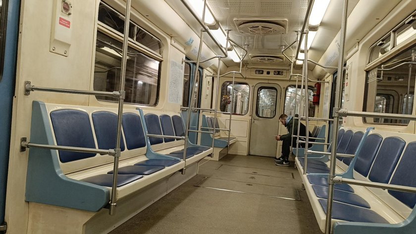 Москва вагон метро