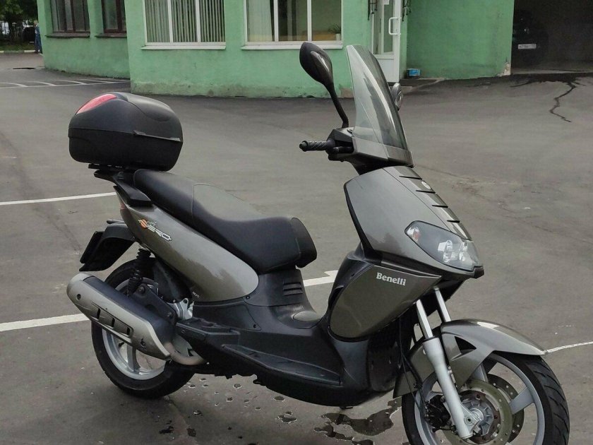 Aprilia leonardo 250