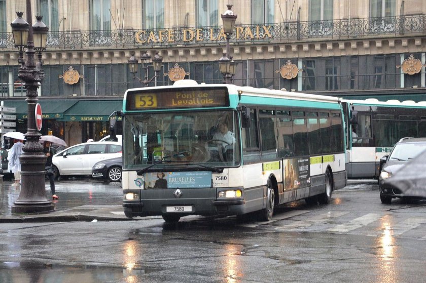 Общественный транспорт во Франции