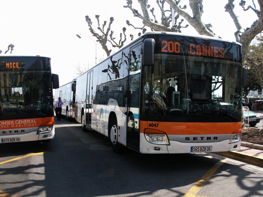 Общественный транспорт во Франции