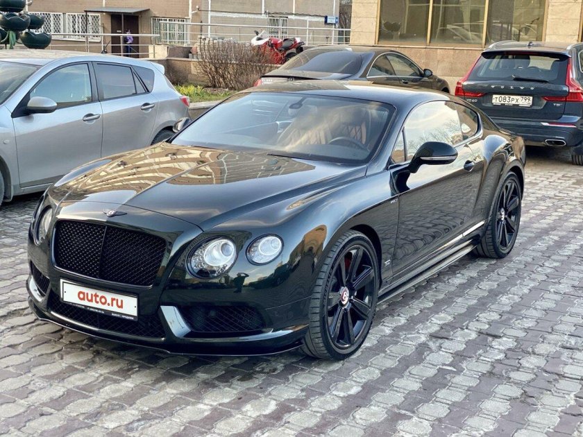 Машина bentley continental gt