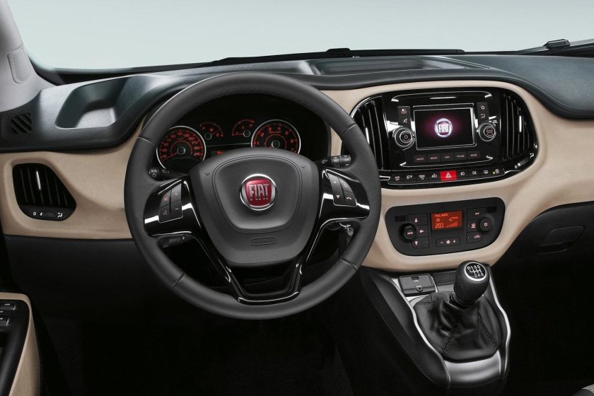 Фиат Добло 2015 салон