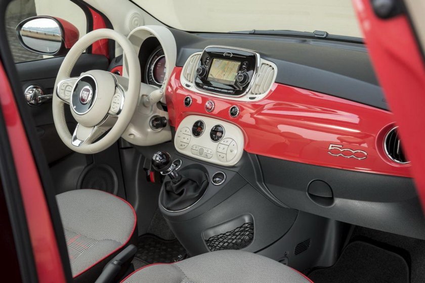 Fiat 500 Interior