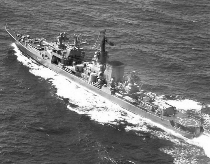 Таллин большой противолодочный корабль