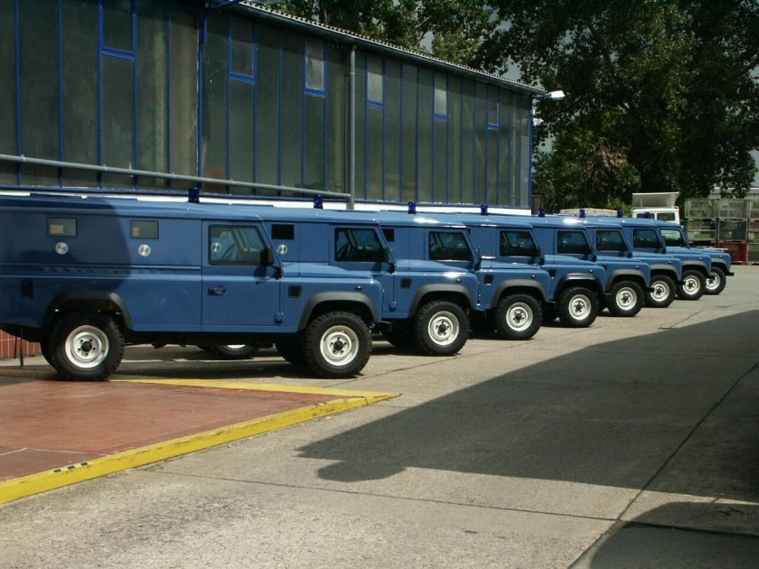 Land Rover Defender для ВСУ