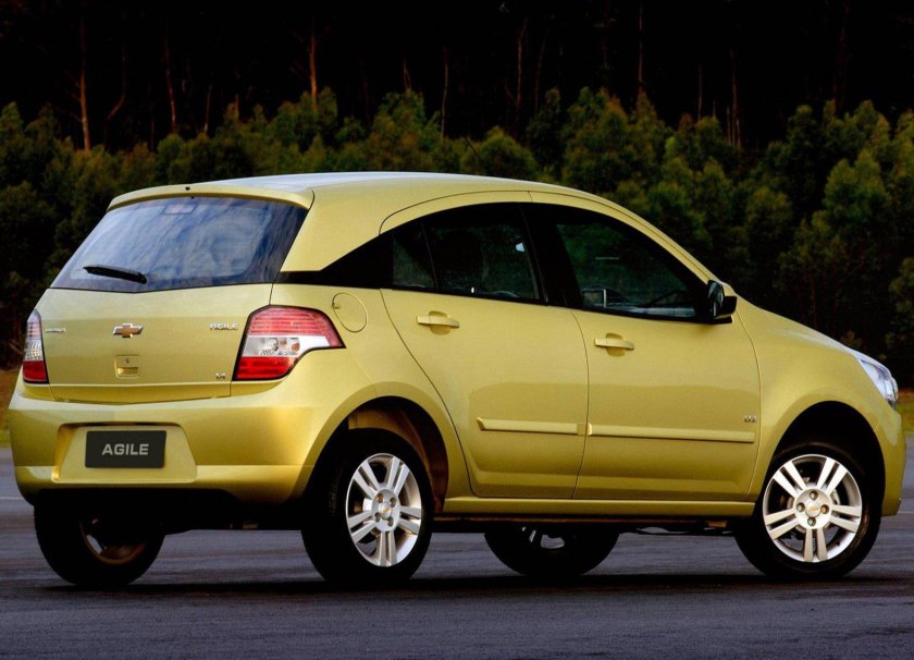 Шевроле Авео трехдверная