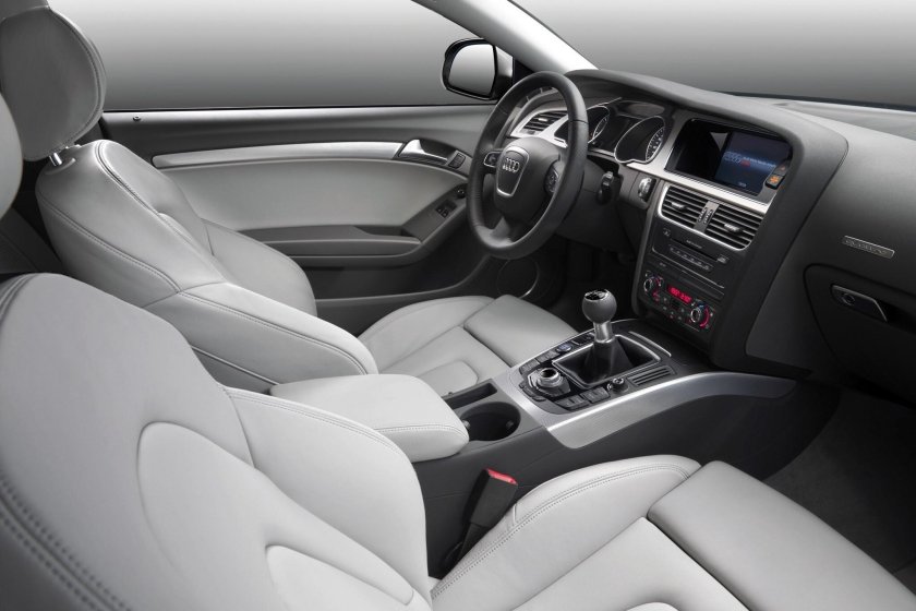 Audi a5 Coupe Interior