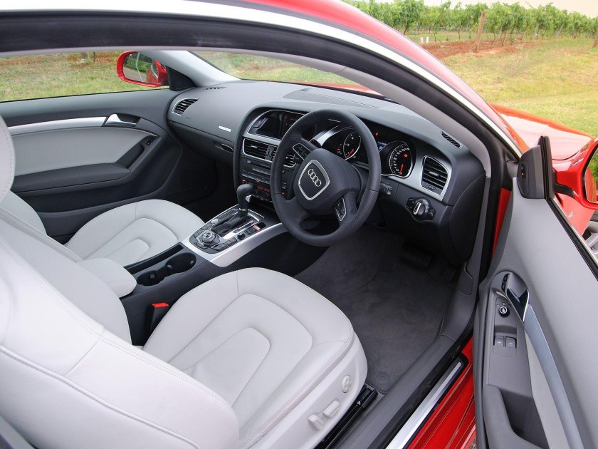 Audi a5 Coupe Interior