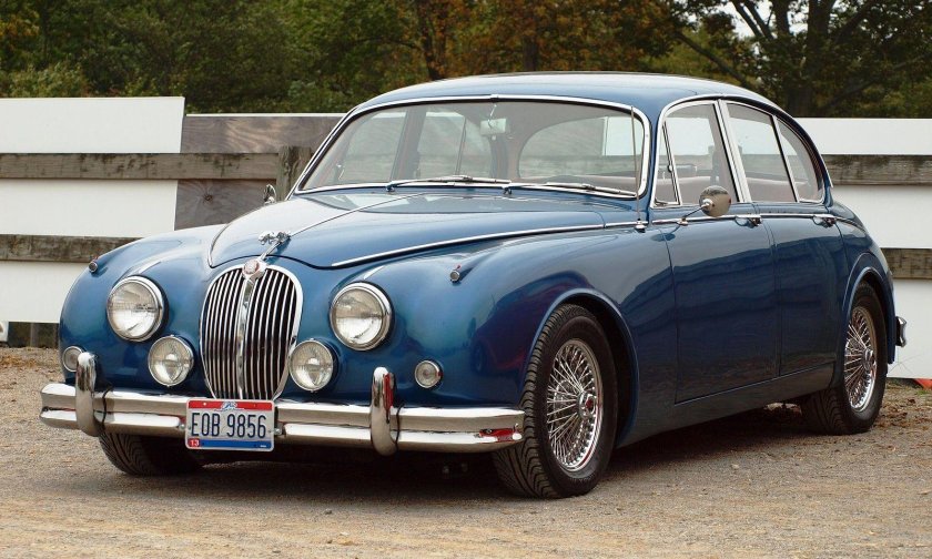 Автомобиль Ягуар 1960