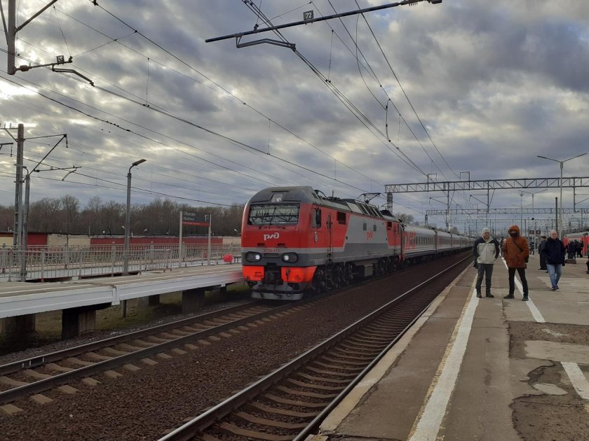 Санкт петербург поезд