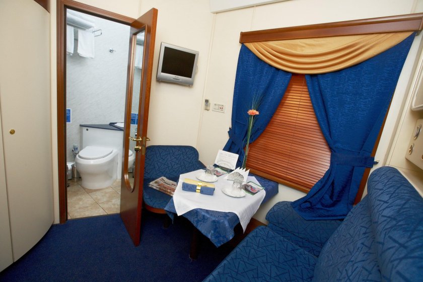 Поезд Лев толстой Хельсинки вагон Люкс