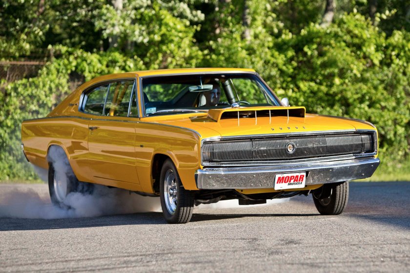 Dodge Charger 1 поколение
