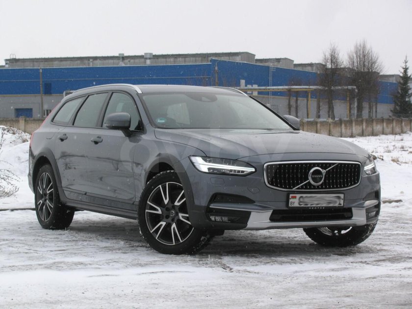 Volvo v90 Cross Country 2022
