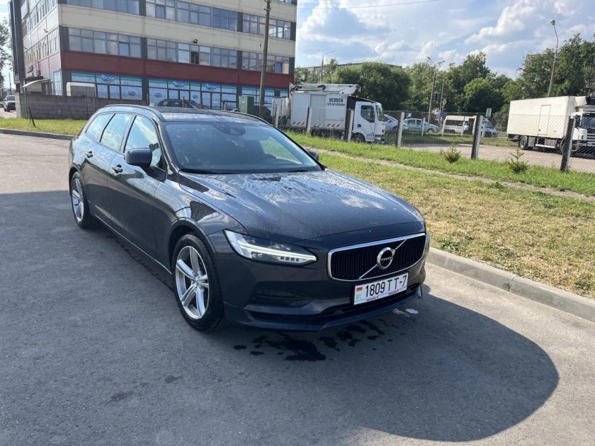 Volvo v60 v90