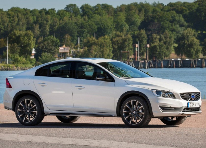 Volvo s60 cross country 2015