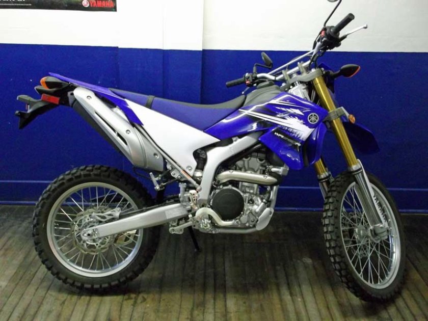 Yamaha wr250r
