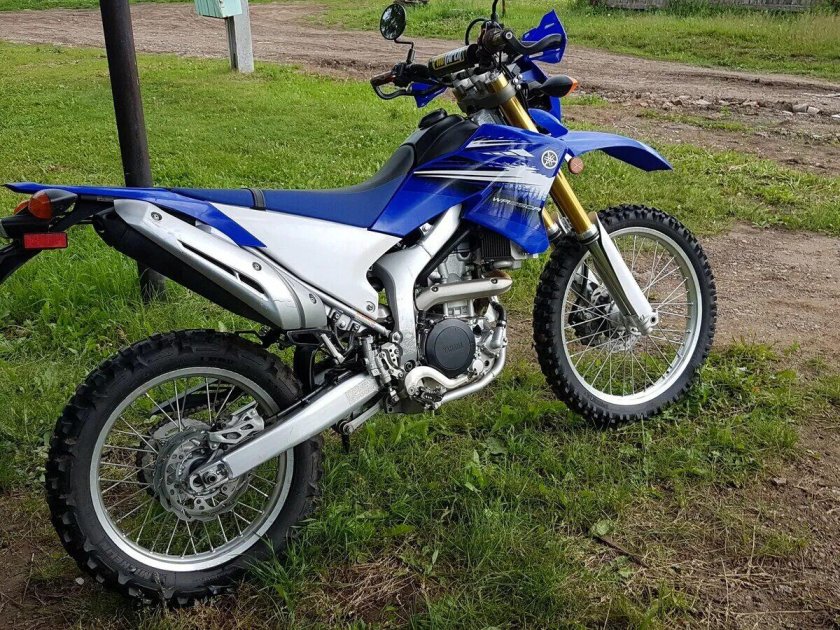 Yamaha wr250r