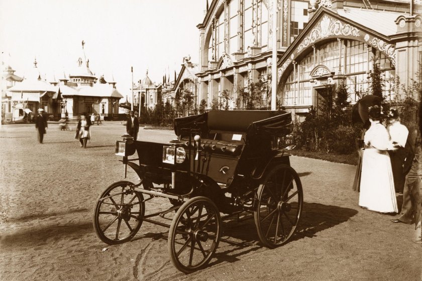 Автомобиль Яковлева и фрезе 1896 год