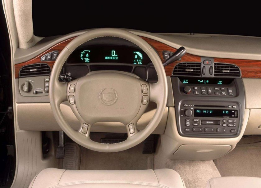 Cadillac Deville 1999 салон