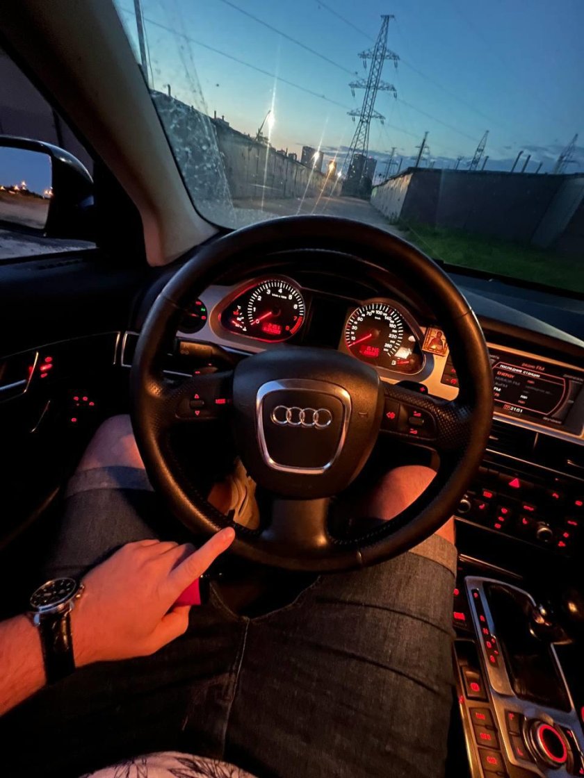 Лепестки на руль Ауди