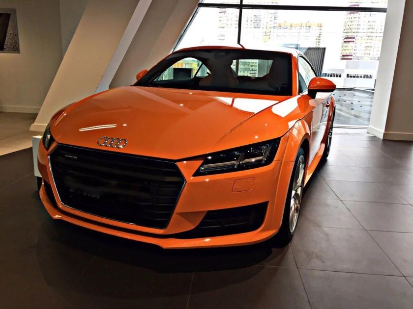 Audi TT 8j Orange