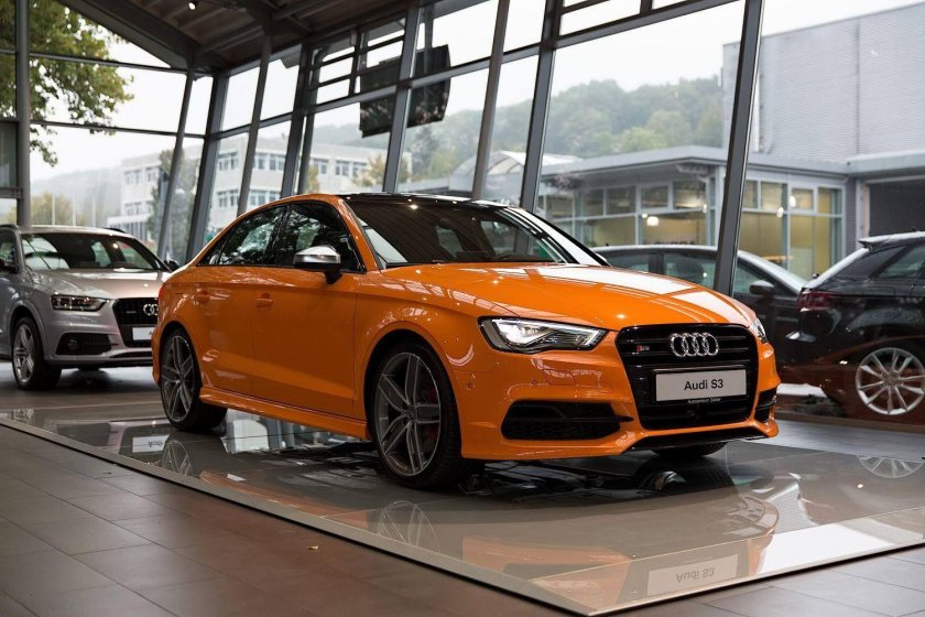 Audi rs3 Orange