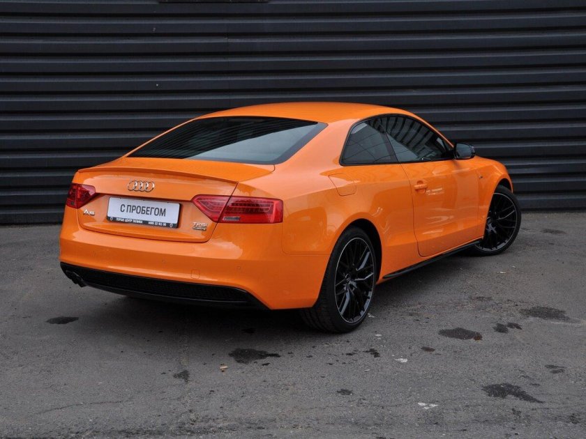 Audi a5 оранжевая