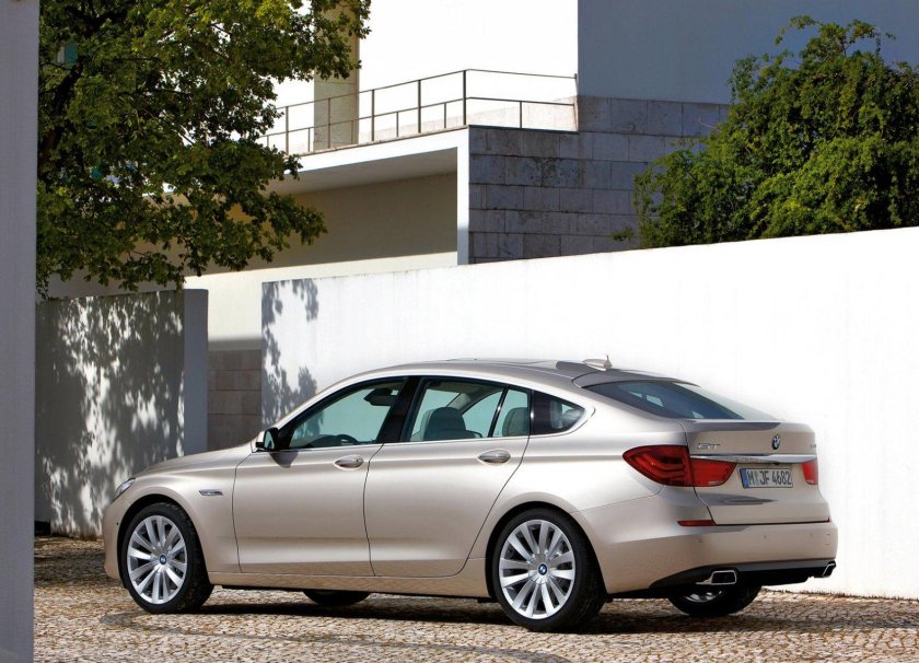 БМВ 550i XDRIVE Gran Turismo