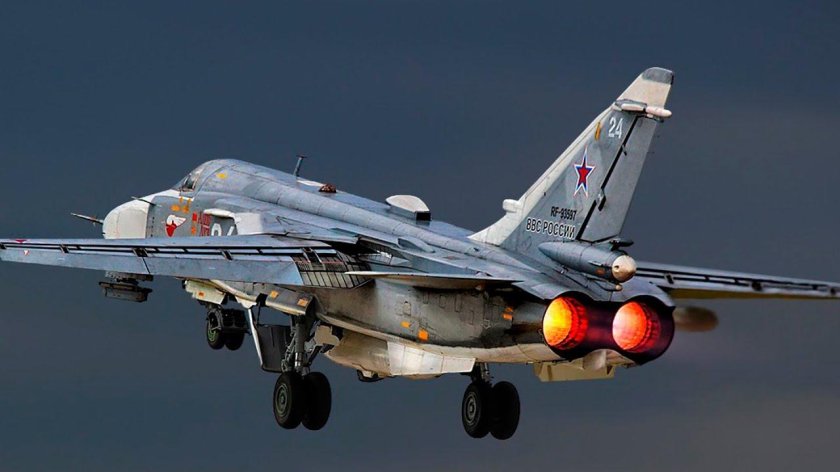 Су24 самолет