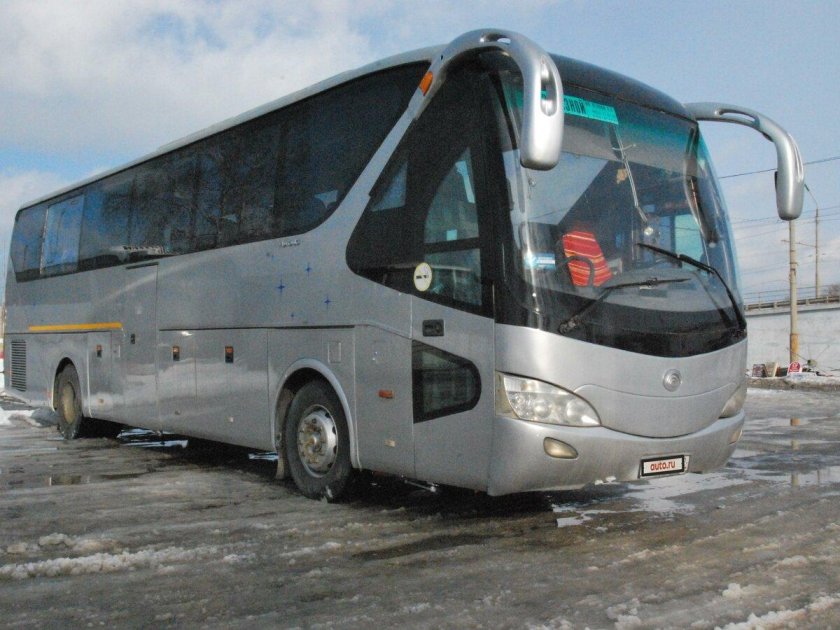 Автобус yutong zk 6129 h серебристый