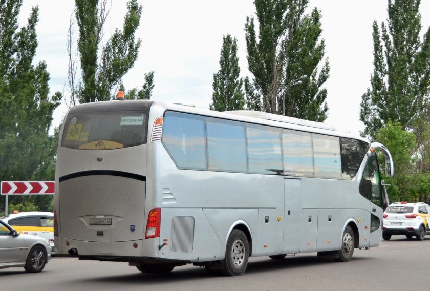 Автобус Ютонг т122