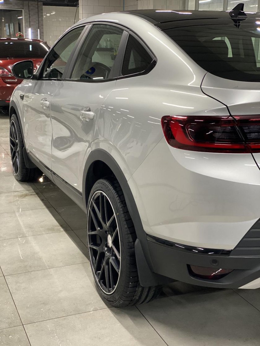 Рено аркана r20