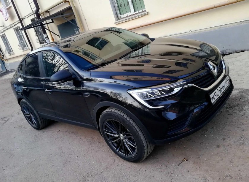 Рено аркана черная