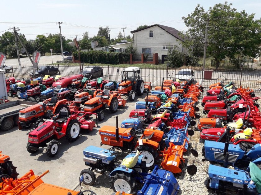 Японский трактор