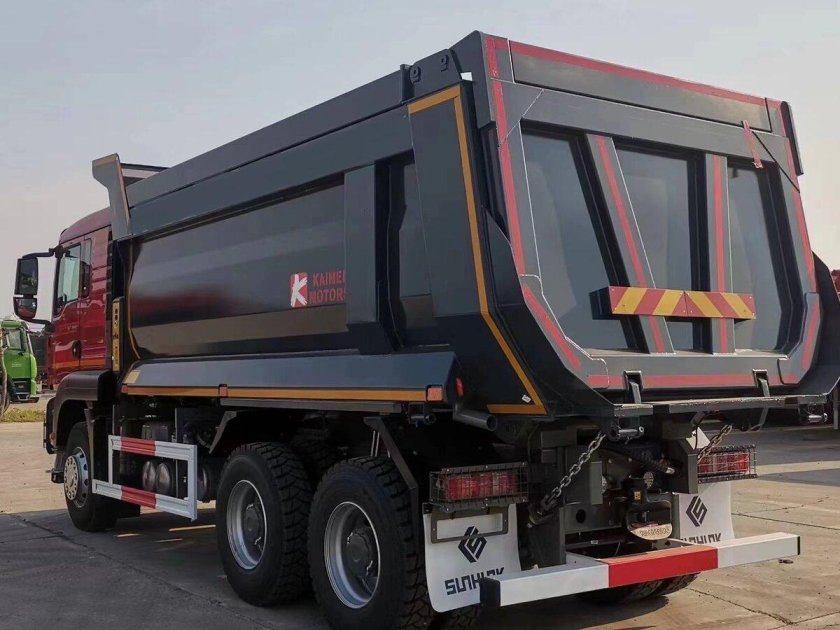 Sitrak c7h 8x4 самосвал