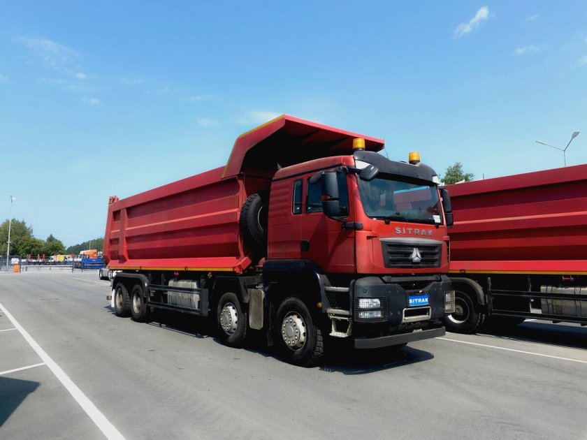 Sitrak c7h красный